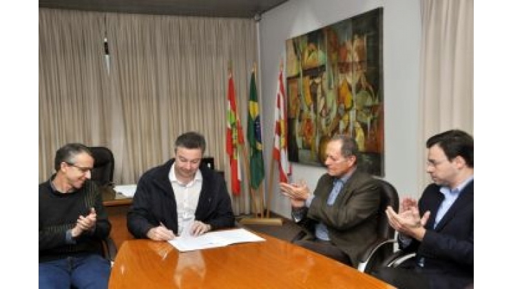 Prefeitura lança o programa Renovar Blumenau 2017